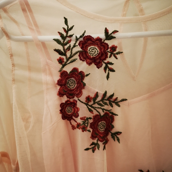 NWOT Hollister mesh light pink tank top - Picture 2 of 5